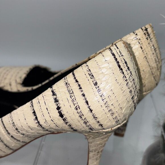 Theory Leather City Pump Pointed Toe Kitten Heel Cream‎ Black 37/6.5 - Picture 7 of 14